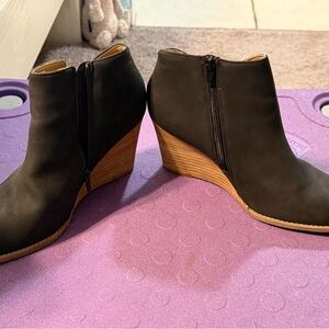 Report Black and Brown Ankle Booties
